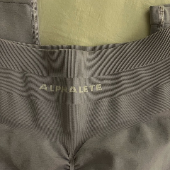 Alphalete amplify leggings - Picture 4 of 5